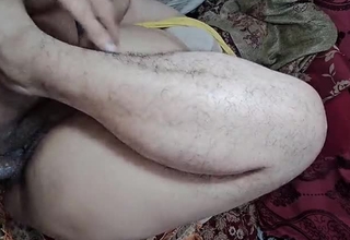 yellow Shirt enervating Gorgeous Bbw Bhabi fucked ass involving pussy missionary style in hindi