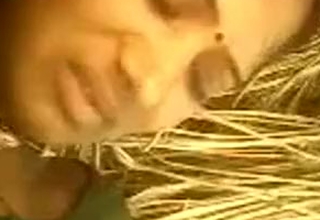 Desi Bhabhi Boob Unnerve & Fuck Show Fro Khet With Neighbor - Kingston