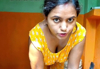 Fuck My Indian Desi Mausi While No One Is in Home