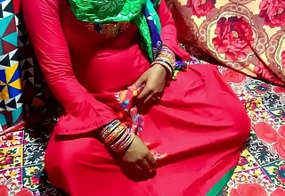 सासूजी बोली जोर से मत घुसाना दामाद जी दर्द होता है