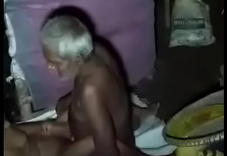 Shire Age-old Guy Pounding Randi Wife Infront of husband.
