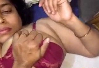 Chubby Indian wed fucked by her husband with audio