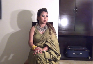 Bengali hot star Tina Nandy alone and jerking