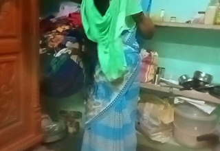 Desi aunty changing saree at home