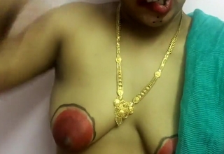 Tamil Aunty Stripping Show