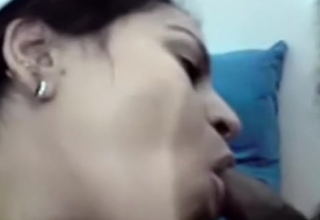 Desi bhabi mating video filmed in a college dorm