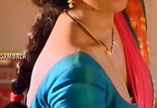 Hot cleavage show tamil pellicle curtail part, pulchritudinous tamil  saree