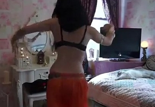 Pakistani Girl Hot Dance at one's fingertips Home at one's fingertips Private Room