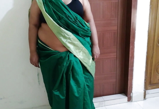 Desi Sasu old lady ki moti Gand Jabardasti Chudai apni Damad - Indian Sexy Big Boobs & Big Ass 55y old Priya anal fucked & cum