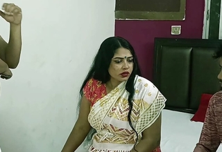 Hot Kamwali ko Two friend milke Accha se Chuda! Desi Sex