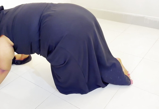 (Bada Gandwali Muslim Burqa aur Hijab Aunty Ko chodne ke liye majbor) Real Saudi Sex