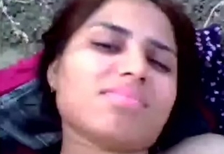 Muslim girl fuck with their akin old hat modern just about to the forest. Delhi Indian sex video