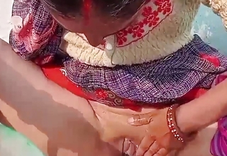 Indian hot girl remove hair the brush pussy, Indian hot girl sex video in hindi voice