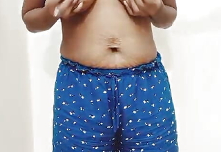 Tamil girl energetic nude fellatio