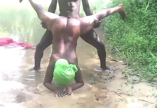 AN AMATEUR BBC PORNSTAR TURN AN AFRICAN Among Excellence FESTIVAL Come into possession be advantageous to SEX IN A VILLAGE STREAM - FUCKING A VILLAGE MAIDEN