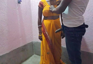 Indian Village Girlfriend Fuckng on badroom in ex boyfriend