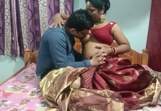 Fucking Indian Desi Bhabhi Pure Homemade Hot Sex in Hindi with xmaster on X Clips