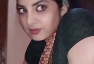 Indian Hot Girl Was Fucked by Her Stepbrother