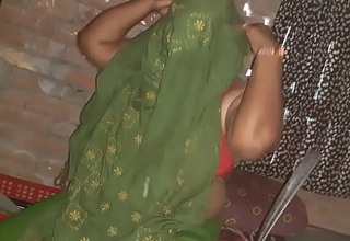 Indian hot sexy Desi bhabhi dorsum behind made by her with a desi boy