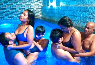 Gangbang sex is full entertainment in the swimming pool