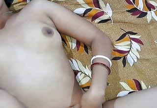 Indian bhabhi devar drilled in Indian Porn video