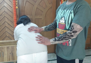 Legal age teenager tricked into getting naked be incumbent on personal trainer and sucking his cock MORNING YOGA CLASS WITH SEXY Partisan