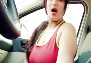 Desi Girl Friend Bold Sexual congress in Car. Deepthroated Fucked Hanjob Cumshot in Talk about