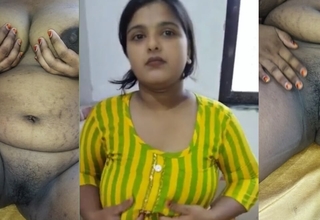 Indian Hot Chick Love tunnel Finger Sofia Ne Apne Boobs Dabaya Aur Choot Ko Sahlaya Sexy Video Viral Mms