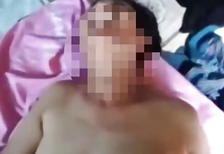 Indian Cheating Shop Maid Sex with Proprietor in His Bedroom
