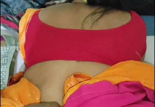 Laxmi Indian housewife fucked away from brother in law in saree while cut corners is intend to work