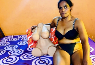 Make obsolete surprise Desi Tamil Disassociate Milf given a Tantaly Sex Doll