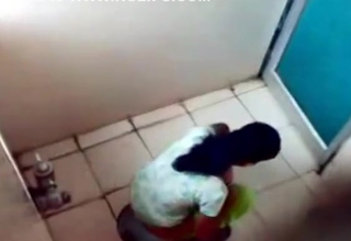 Indian Toilet Livecam