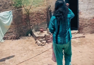 Desi Girlfriend bathing sex