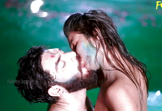 Holi Me Bhabhi Ke sath Kiya Ganda Kaam swimming unify me sex