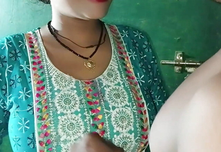 I essay sex for my Indian girlfriend and show her my cock which is better