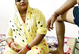 Desi Bhabhi Fuking neighbour boy's