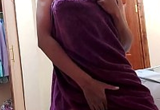 Indian Stepmom Hidden Camera Gets Naked After Showering