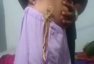 Indian saree aunty Bottomless gulf navel  Juicy belly