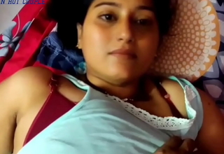 देसी भाभी की चूत चुदाई का मजा हिंदी आवाज