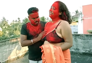 Serendipitous 18yrs Tamil boy hardcore sex with two Mummy Bhabhi!! Best amateur threesome sex