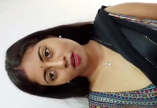 Desi Indian Malkin Bhabhi Ko Do something tread carefully Par Choda